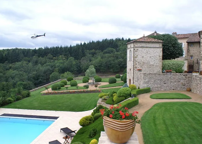Chateau De Cachard